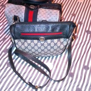 Gucci shoulder bag